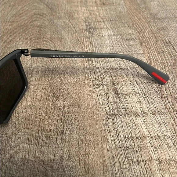 Prada Sunglasses - Picture 7 of 9